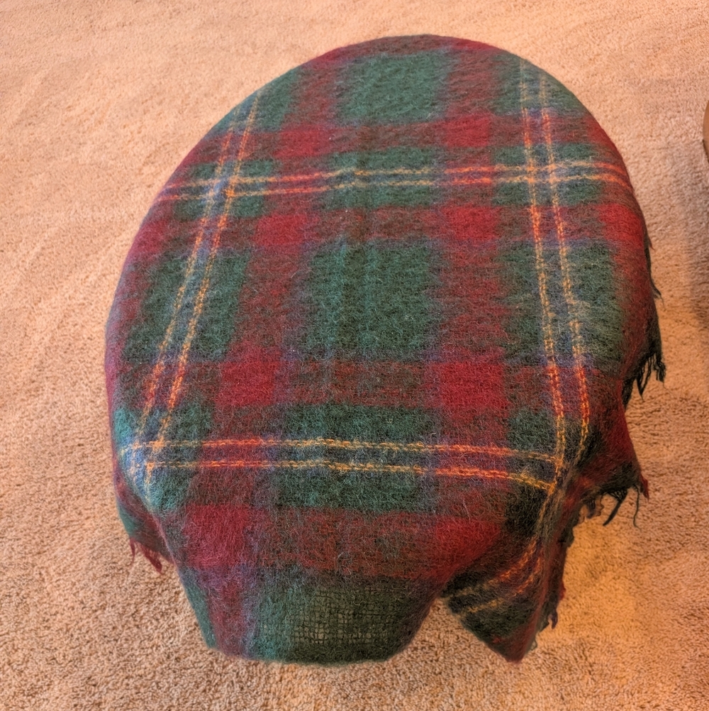 Creagaran Vintage Mohair Shawl, Teal Green & Burgundy - Picture 5 of 8